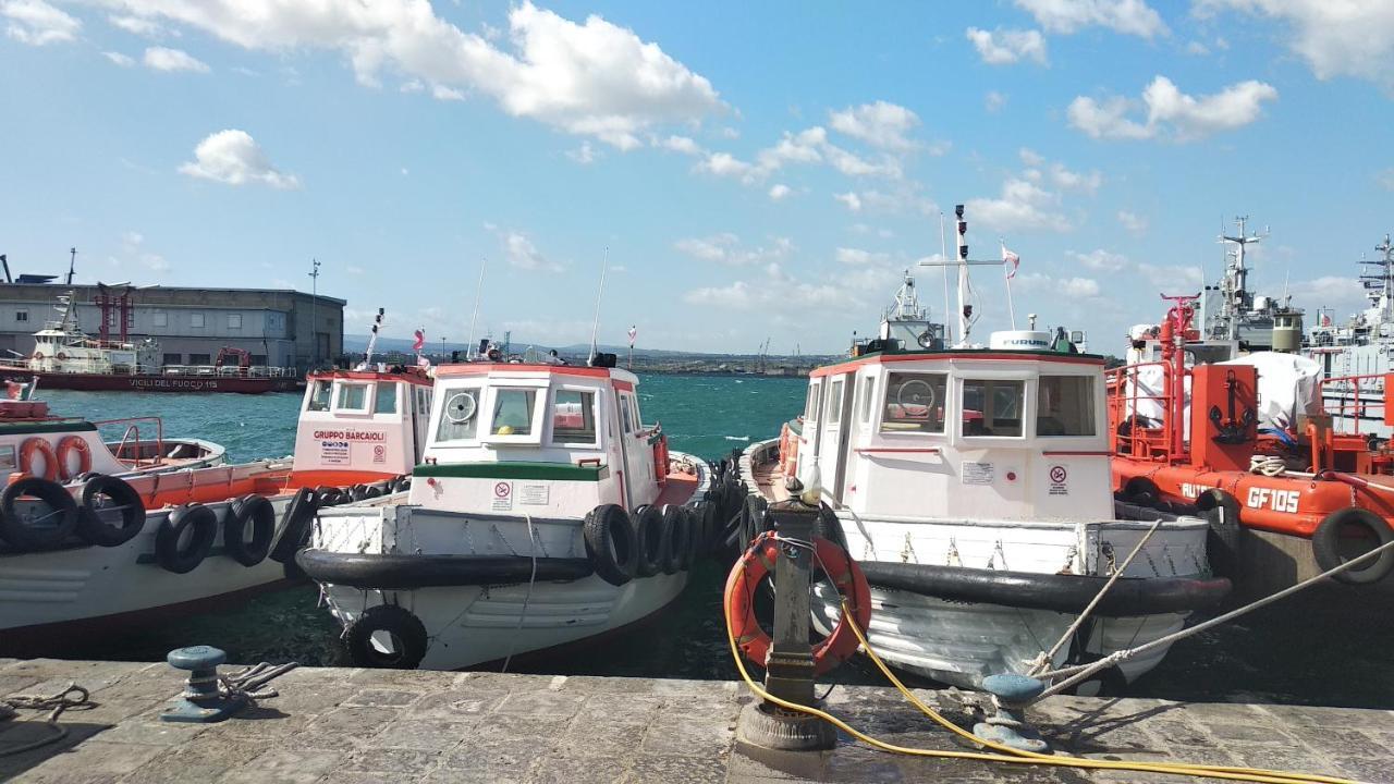 B&B Vecchia Darsena Augusta Kültér fotó